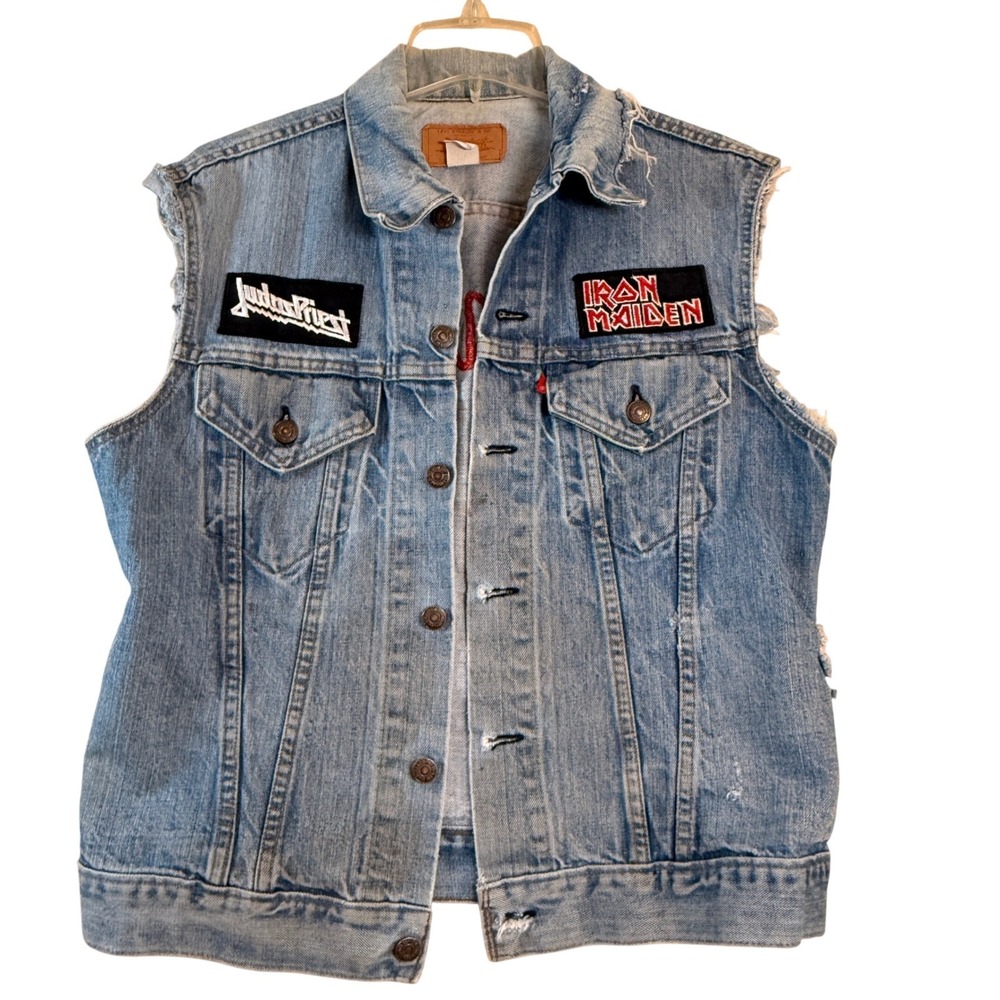 Vintage Levi's Denim Vest Iron Maiden Ted Nugent Patches Mens‎ - Picture 2 of 13